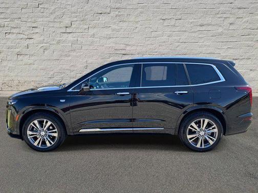 2025 Cadillac XT6 Premium Luxury FWD