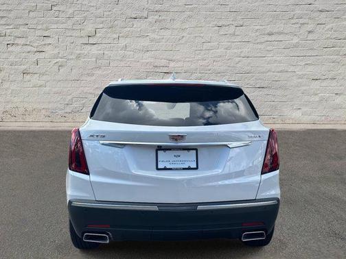 2025 Cadillac XT5 Luxury