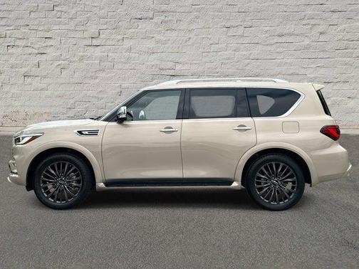 2022 INFINITI QX80 SENSORY