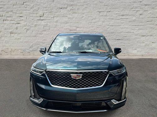 2025 Cadillac XT6 Premium Luxury AWD