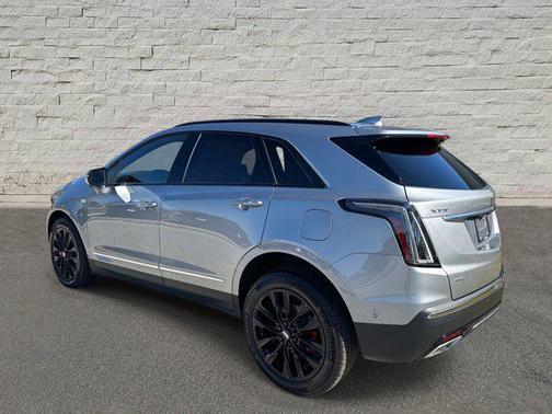 2025 Cadillac XT5 Sport