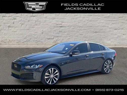 2017 Jaguar XE 35t R-Sport