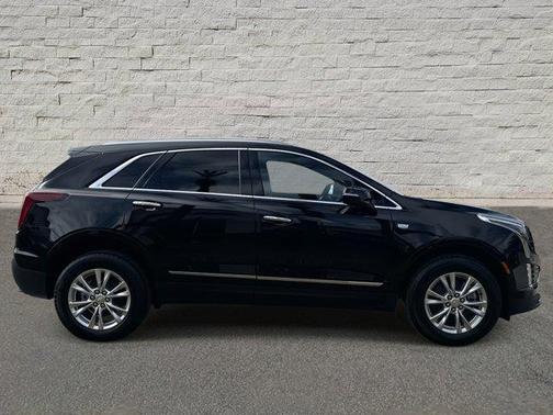 2026 Cadillac XT5 Luxury