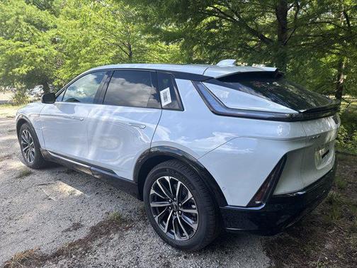Vibrant White Tricoat 2026 Cadillac LYRIQ Sport