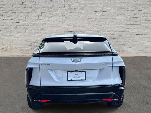 Vibrant White Tricoat 2026 Cadillac LYRIQ Sport