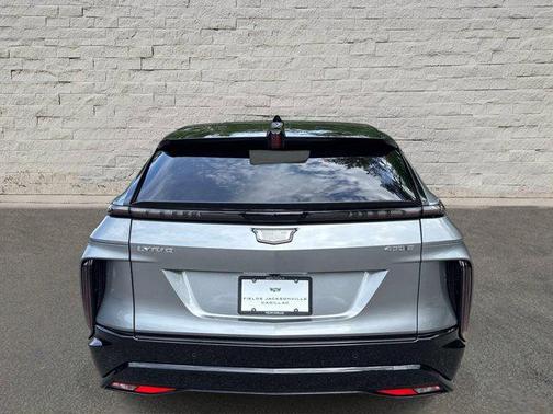 Argent Silver Metallic 2026 Cadillac LYRIQ Sport