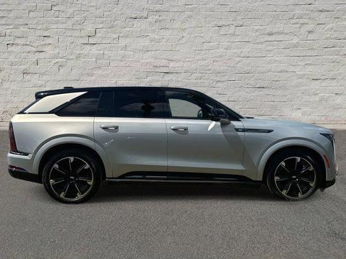 2025 Cadillac Escalade IQ Sport 1