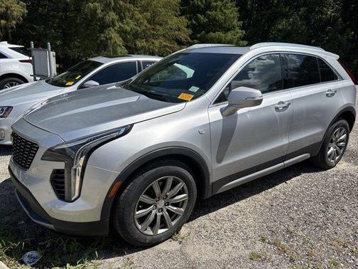 2021 Cadillac XT4 Premium Luxury