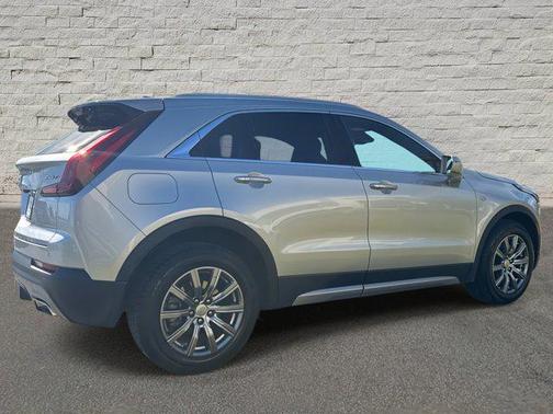 2021 Cadillac XT4 Premium Luxury