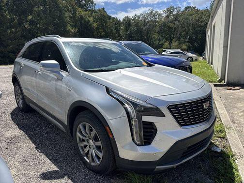 2021 Cadillac XT4 Premium Luxury