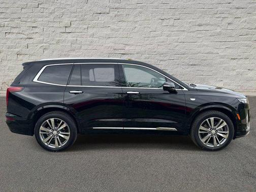 Stellar Black Metallic 2020 Cadillac XT6 Premium Luxury FWD