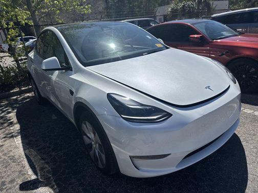 2024 Tesla Model Y Long Range Dual Motor All-Wheel Drive