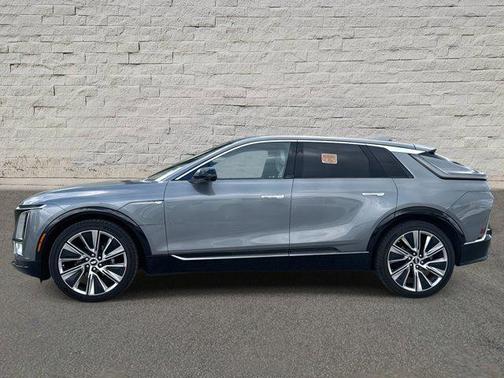 2023 Cadillac LYRIQ Luxury