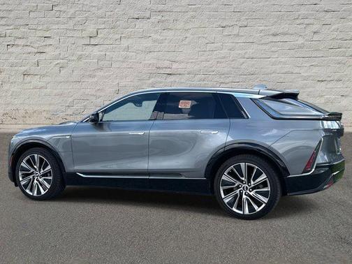 2023 Cadillac LYRIQ Luxury