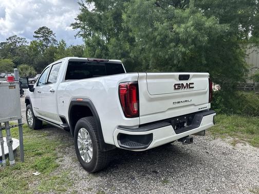 White Frost Tricoat 2021 GMC Sierra 2500 Denali