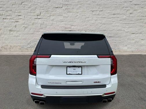 Summit White 2025 GMC Yukon Denali