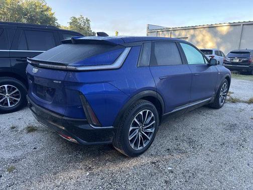 2025 Cadillac LYRIQ Sport
