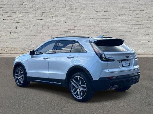 Crystal White Tricoat 2021 Cadillac XT4 Sport