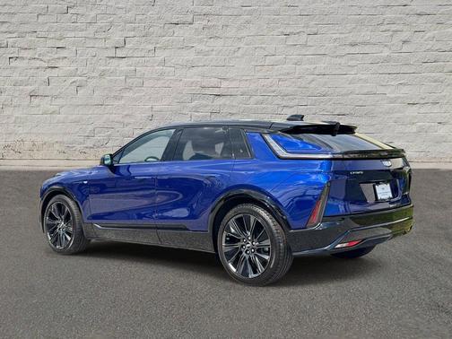 Opulent Blue Metallic 2026 Cadillac LYRIQ Signature Sport