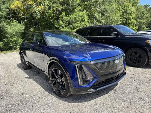 Opulent Blue Metallic 2026 Cadillac LYRIQ Signature Sport