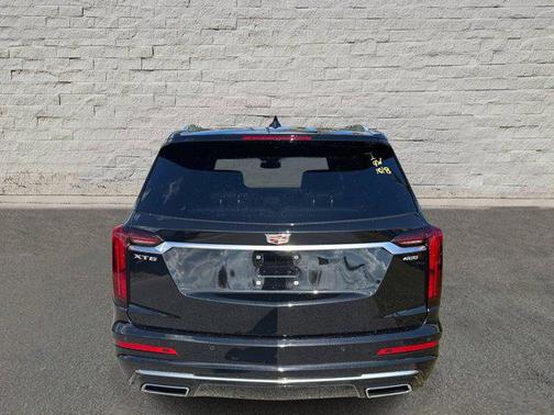 2025 Cadillac XT6 Premium Luxury FWD