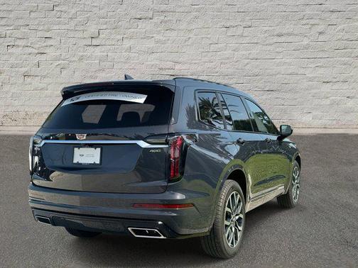 2025 Cadillac XT6 Sport AWD