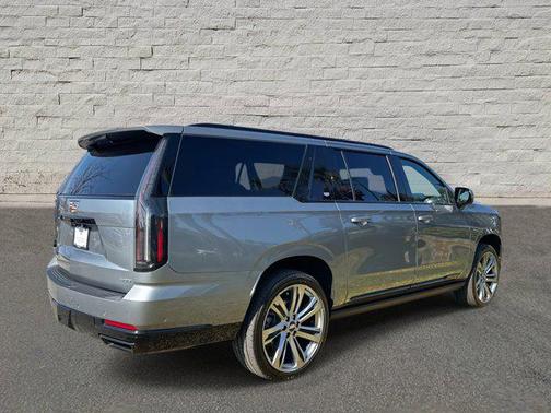 2025 Cadillac Escalade ESV Sport
