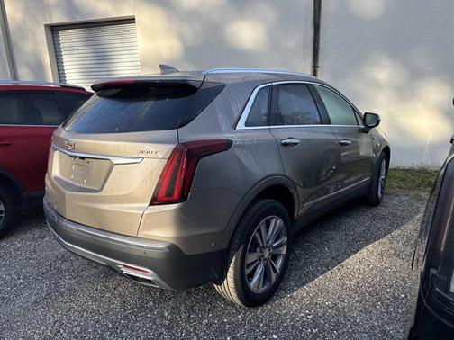 2023 Cadillac XT5 Premium Luxury
