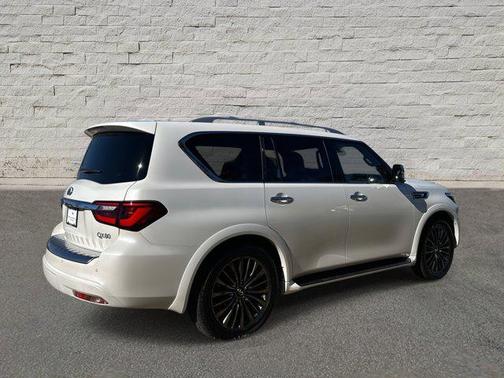 2024 INFINITI QX80 SENSORY