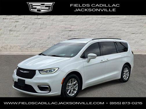 Bright White Clearcoat 2022 Chrysler Pacifica Touring L