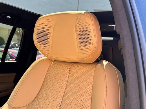 2025 Cadillac Escalade Luxury