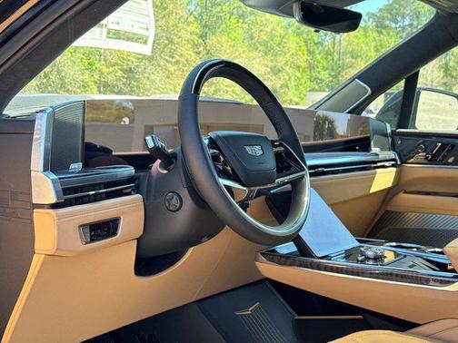 2025 Cadillac Escalade Luxury