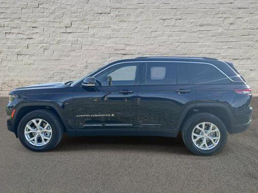 Midnight Sky 2024 Jeep Grand Cherokee Limited