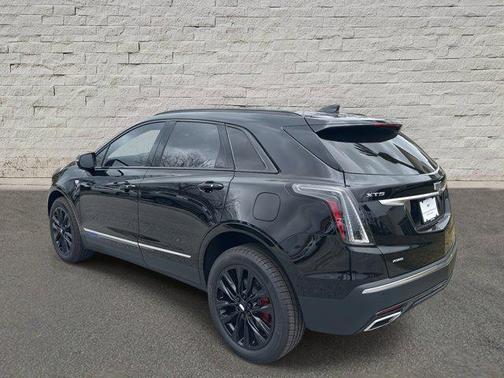 2025 Cadillac XT5 Sport