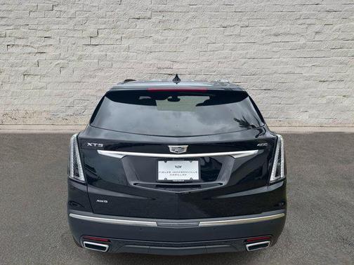 2025 Cadillac XT5 Sport