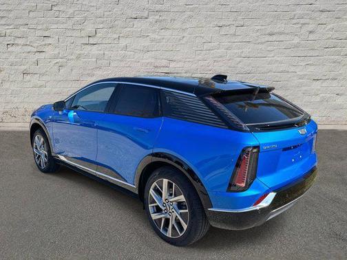 2026 Cadillac OPTIQ Premium Luxury