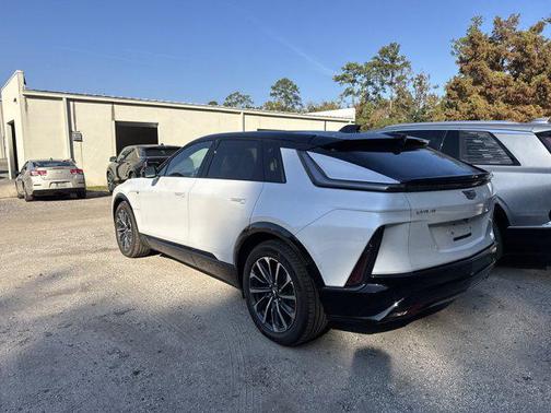 2025 Cadillac LYRIQ Sport