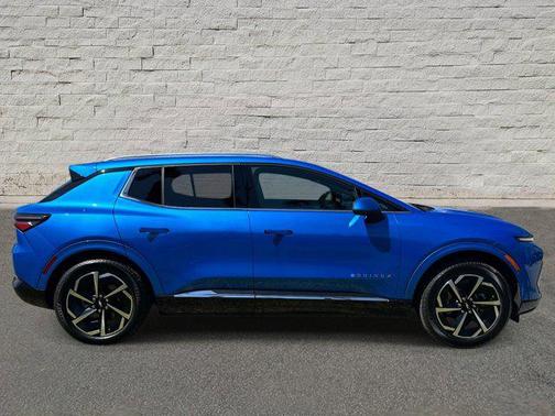 Riptide Blue Metallic 2025 Chevrolet Equinox EV LT