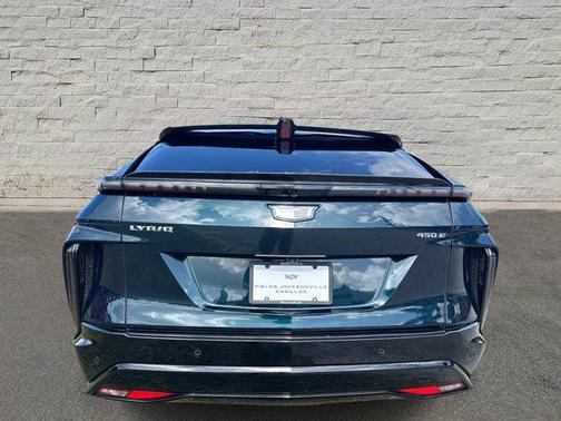 2024 Cadillac LYRIQ Sport
