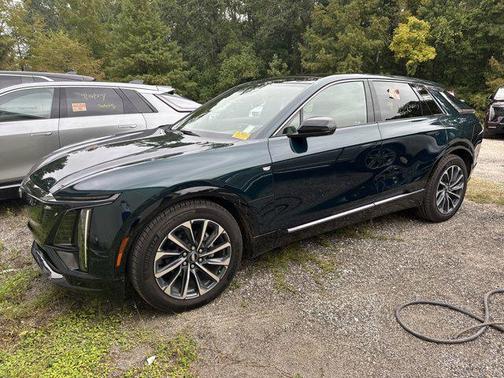 2024 Cadillac LYRIQ Sport