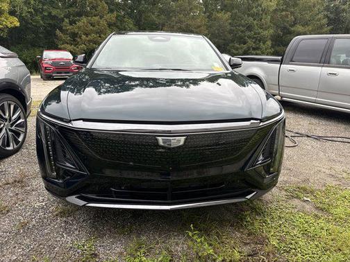 2024 Cadillac LYRIQ Sport