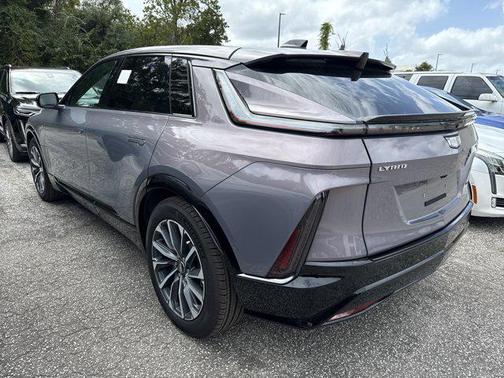 2024 Cadillac LYRIQ Sport
