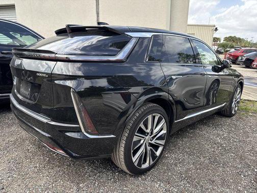 2024 Cadillac LYRIQ Luxury