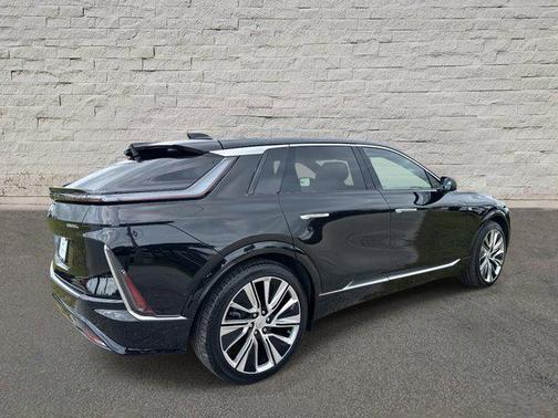 2024 Cadillac LYRIQ Luxury
