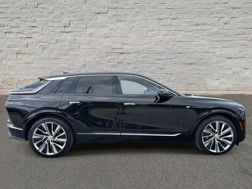 2024 Cadillac LYRIQ Luxury