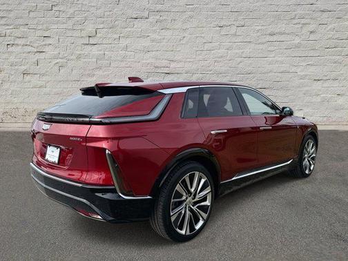 2024 Cadillac LYRIQ Luxury