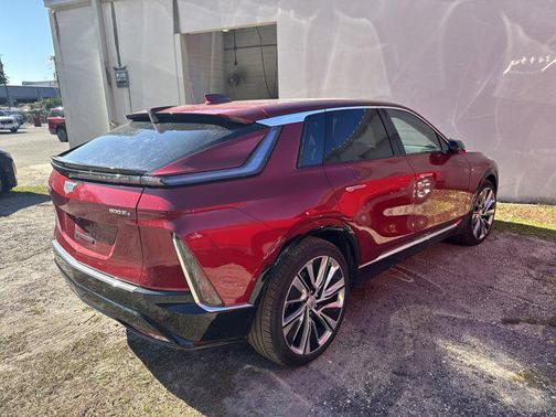 2024 Cadillac LYRIQ Luxury