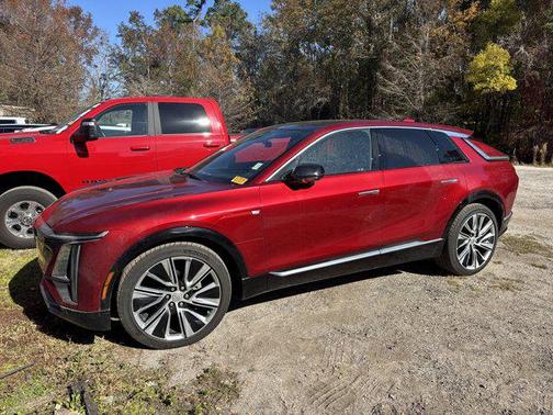 2024 Cadillac LYRIQ Luxury