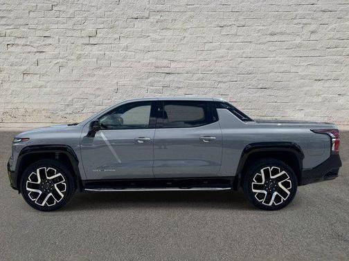 Slate Gray Metallic 2025 Chevrolet Silverado EV RST