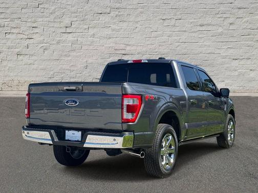 Carbonized Gray Metallic 2023 Ford F-150 Lariat